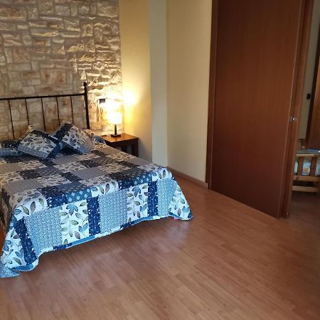 Hostal Del Senglar Espluga de Francolí Kültér fotó