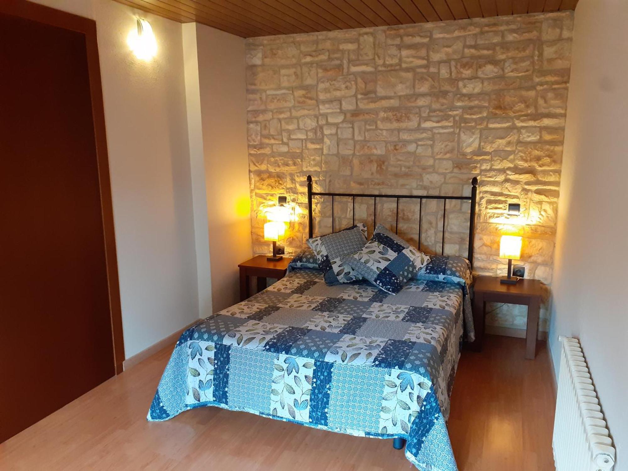 Hostal Del Senglar Espluga de Francolí Kültér fotó